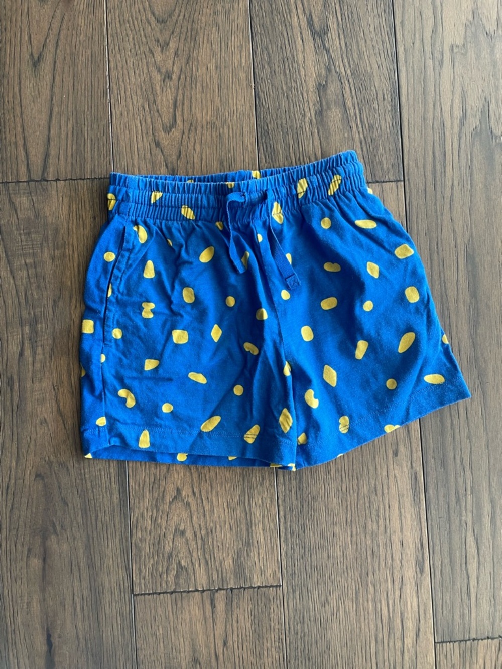 Hanna Andersson Blue Unisex Cotton Shorts with Yellow Dot Print Sz 6-7